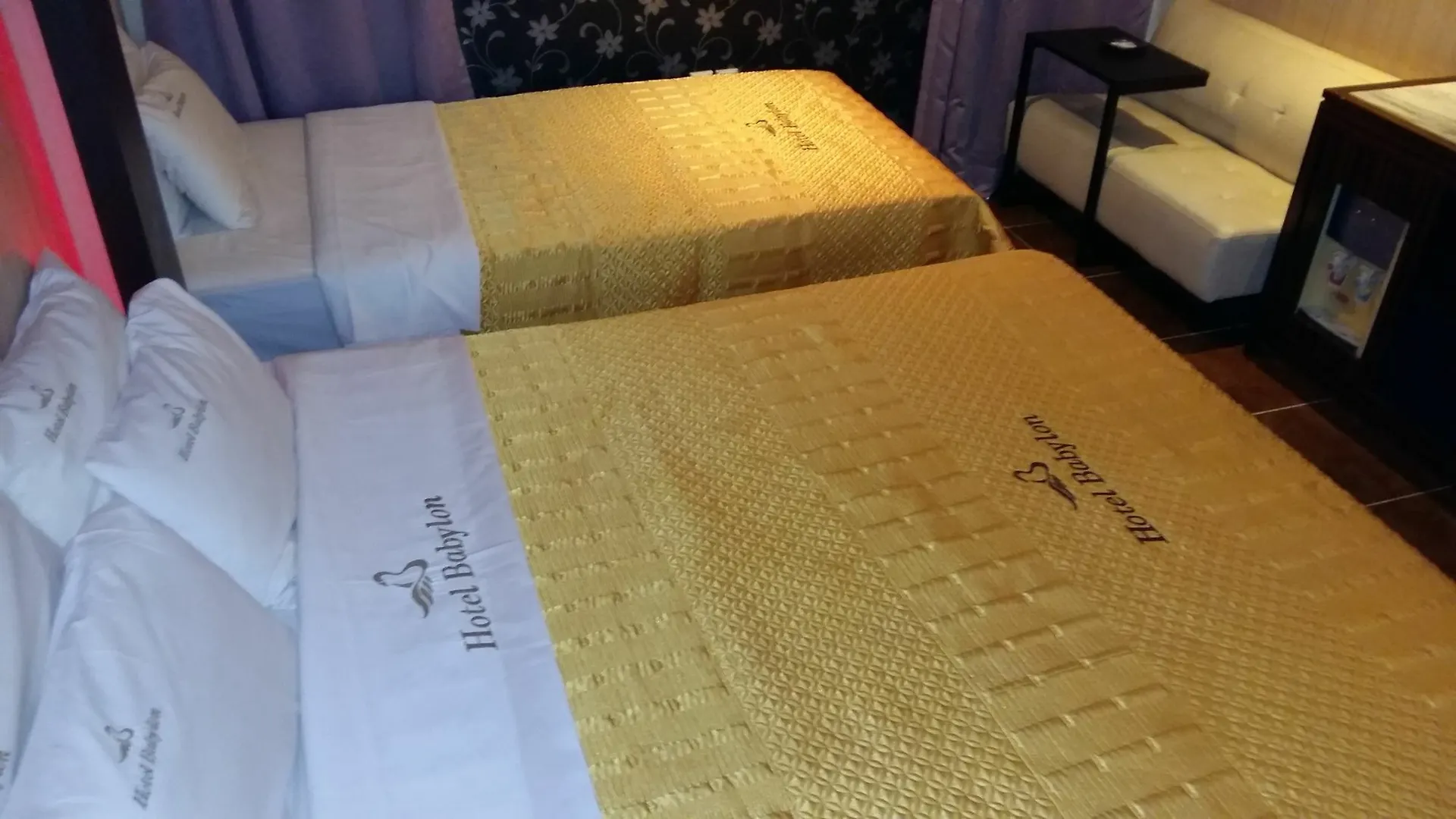Hotel Tirol Сеул